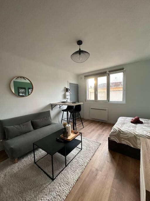 Appartement Proche Paris Et Metro - Parking Prive Мезон-Альфор Экстерьер фото